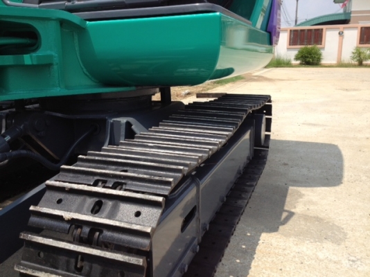 มาใหม่!! รถขุด KOMATSU PC30-7E ทำสีใหม่ นำเข้า มือสองจากญี่ปุ่นแท้ๆ