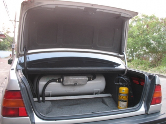 ---- VOLVO 940 ไม่เคยชน LPG   สำหรับคนชอบเดิมๆทุกชิ้นอยู่ในสภาพสวย ไม่มีแตกหัก  มาลองขับได้
