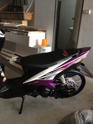 ขาย Mio สีม่วงขาว ปี 2012 สภาพไหม่ วิ่งได้ 700กว่าโล