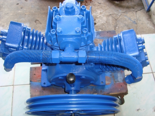 ขายหัวปั๊มลม PUMA 5HP 3สูบ สภาพใหม่