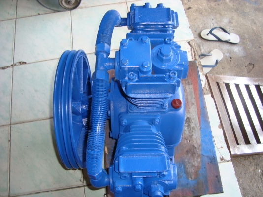 ขายหัวปั๊มลม PUMA 5HP 3สูบ สภาพใหม่