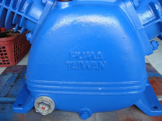 ขายหัวปั๊มลม PUMA 5HP 3สูบ สภาพใหม่