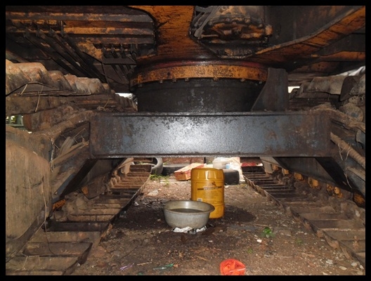 แมคโคร PC 200 รุ่น 2 เครื่องดี สภาพสวยๆน่าใช้