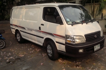 ขายรถตู้ทึบTOYOTA HIACE 3.0 ปี01