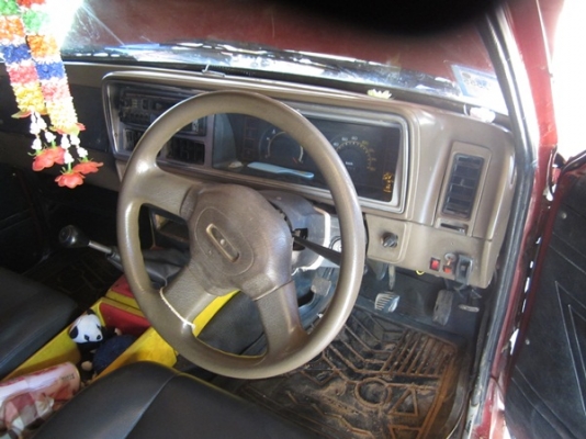 ขาย ISUZU KB 4ประตู เครื่องมังกรทอง