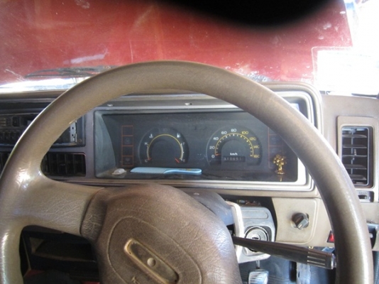 ขาย ISUZU KB 4ประตู เครื่องมังกรทอง