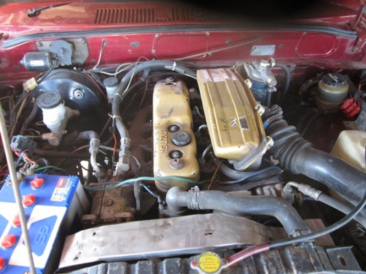 ขาย ISUZU KB 4ประตู เครื่องมังกรทอง