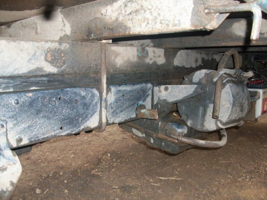 รถบรรทุกพร้อมใช้วิ่งทางใกลสบายใช้งานทุกวัน