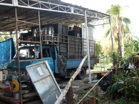 รถบรรทุกพร้อมใช้วิ่งทางใกลสบายใช้งานทุกวัน