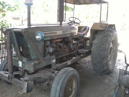 รถไถฟอร์ดรุ่น 5000เครื่องดี ระบบไฮดรอลิคยกหางดีจดทะเบียน 2518ทะเบียนขาด พ.ศ.45หางไถผานมีดหน้า ขาย295000 รถไถฟอร์ดรุ่น 5000เครื่องดี ระบบไฮดรอลิคยกหางดีจดทะเบียน 2518ทะเบียนขาด พ.ศ.45หางไถผานมีดหน้า ขาย295000