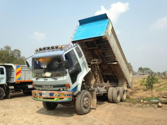 ขายรถบรรทุกสิบล้อดั๊มพ์ ISUZU คัทซี JUMBO วางเครื่อง 210 แรง ดั๊มพ์มิเนียม ทะเบียนพร้อม