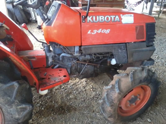 คูโบต้า 2เพลา34 แรง โฟวิน ตัวแรก มีแต่ตัวรถมีดหน้ามีดหลังไม่มี เอกวารใบแจ้งจำหน่าย เครื่องดียางระบบซินเกียร์ดี ขาย 235000 คูโบต้า 2เพลา34 แรง โฟวิน ตัวแรก มีแต่ตัวรถมีดหน้ามีดหลังไม่มี เอกวารใบแจ้งจำหน่าย เครื่องดียางระบบซินเกียร์ดี ขาย 235000