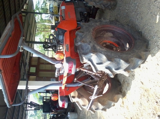 คูโบต้า 2เพลา34 แรง โฟวิน ตัวแรก มีแต่ตัวรถมีดหน้ามีดหลังไม่มี เอกวารใบแจ้งจำหน่าย เครื่องดียางระบบซินเกียร์ดี ขาย 235000 คูโบต้า 2เพลา34 แรง โฟวิน ตัวแรก มีแต่ตัวรถมีดหน้ามีดหลังไม่มี เอกวารใบแจ้งจำหน่าย เครื่องดียางระบบซินเกียร์ดี ขาย 235000