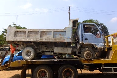 ขาย  NPR 120 แรง รถห้างไทย ขายตามสภาบ