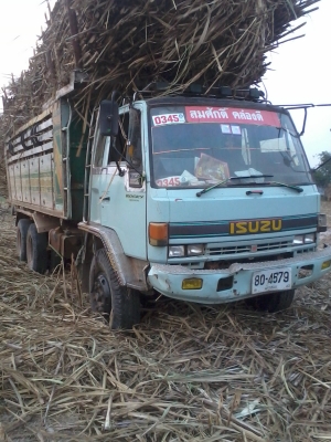 ขายรถบรรทุก10ล้อ2เพลา210แรงคัสชีส์JUMBOพ่วง2คานไม่ดั้ม เครื่องแน่นดี คัสชีส์สวย กระบะมิเนียม ลูกกระบะเหล็ก