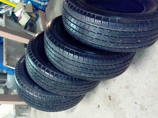 ขายยางMICHELINขอบ17*265*65 ปี09เดือน6