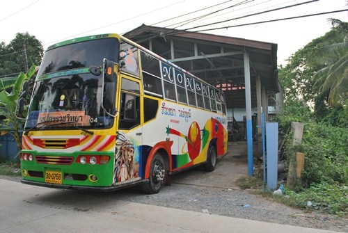 ขายรถบัส ยาว 9 เมตร ยี่ห้อ เบนส์