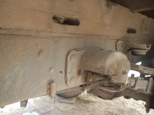 ขายรถอีซูซุ6ล้อKS21 รุ่นยกหัวได้คับ สภาพดีราคาถูกๆพร้อมใช้งานคับ