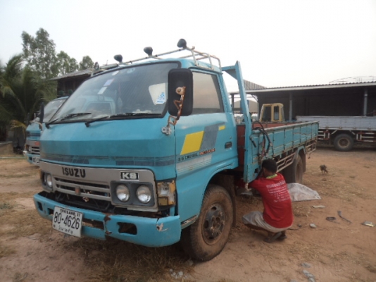 ขายรถอีซูซุ6ล้อKS21 รุ่นยกหัวได้คับ สภาพดีราคาถูกๆพร้อมใช้งานคับ