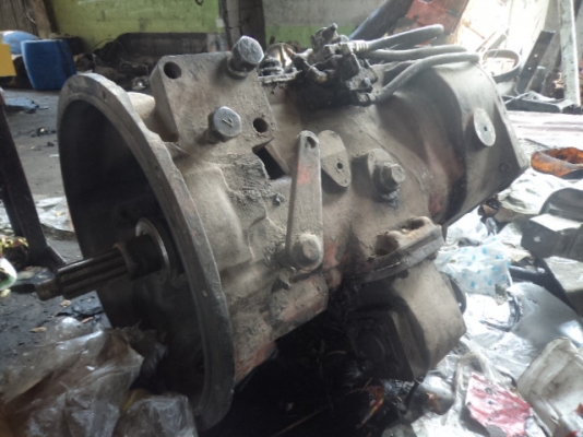 ขายเกียรอีตันสภาพดี เดิมใส240 แต่ได้ทุกรุ่นคับ (สนใจโทสอบถามได้คับ)