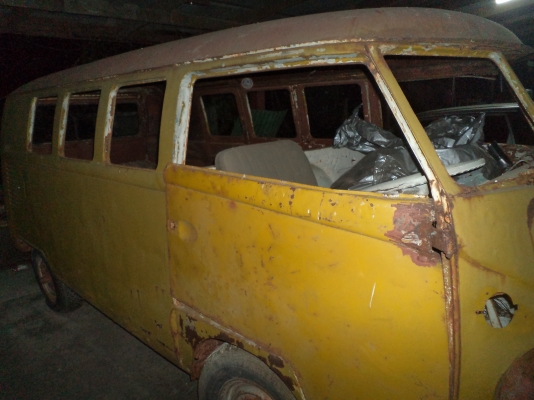 ตู้แตงโมไฟเลี้ยวล่าง ตู้แตงโมไฟเลี้ยวล่าง