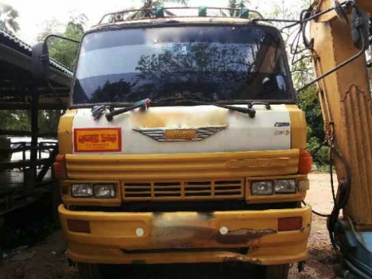 รถฮีโน่ 10 ล้อดั๊ม FM226 220 แรงม้า  สนใจติดต่อ 081 - 6079515