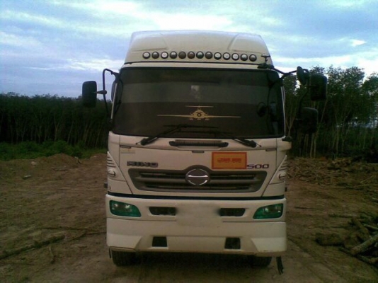 รถฮีโน่ 10 ล้อดั๊ม  344 แรงม้า  ปี 52 ปลายปี  รถวิ่ง 200000  กม. ( ขายแม่ลูก ) สนใจติดต่อ 081 - 6079515