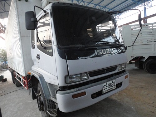 ขายรถตู้เย้น