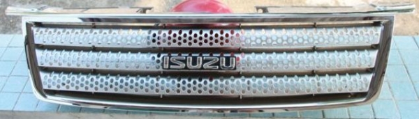 ขาย-กระจังหน้า+คิ้วฝากระโปรง