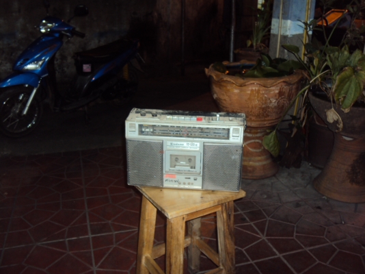 ขายวิทยุเก่า4เครื่องเหมา500สนใจติดต่อสรกฤช081-8478107