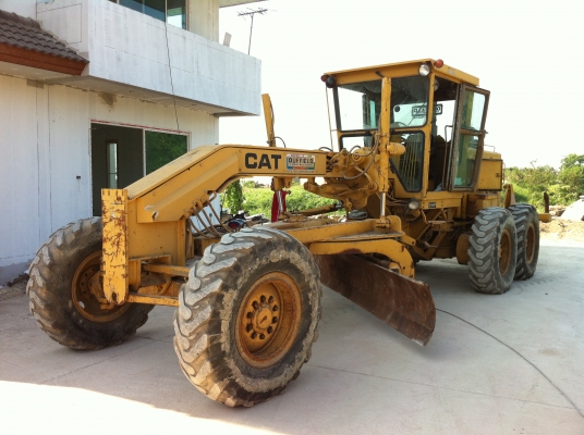 ขายรถเกรด Caterpillar 140G  สภาพสวยนำเข้าจากอเมริกา