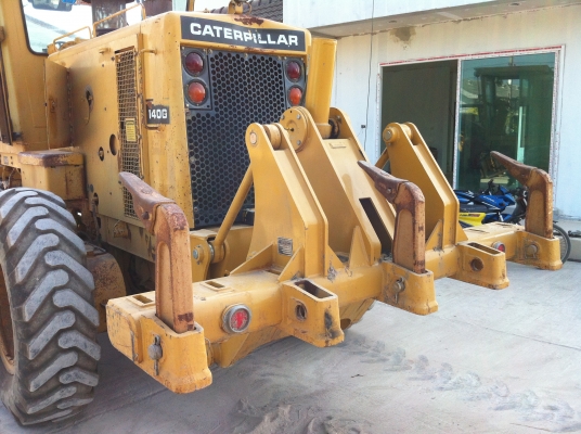 ขายรถเกรด Caterpillar 140G  สภาพสวยนำเข้าจากอเมริกา