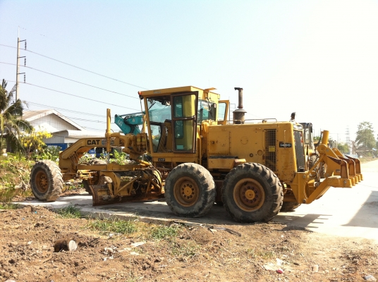ขายรถเกรด Caterpillar 140G  สภาพสวยนำเข้าจากอเมริกา