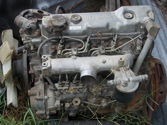 ขาย เครื่องมิตซูฯ115แรง 4d32 พร้อมเกียร์ HINO อยู่ จ.สุรินทร์