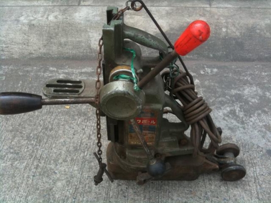 ขายแท่นสว่านแม่เหล็กครับ มือสอง ขายตามสภาพครับ