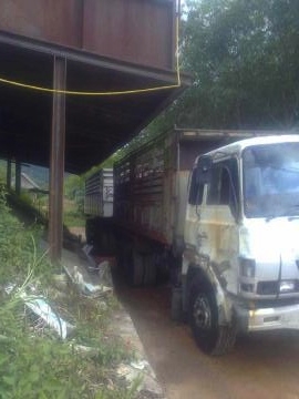 รถฮีโน่ 10 ล้อดั๊ม FM3M  240 แรงม้า  ( ขายแม่ลูก )  สนใจติดต่อ 081 - 6079515