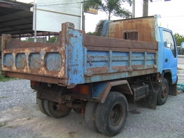 ขายดัมพ์กระป๋อง