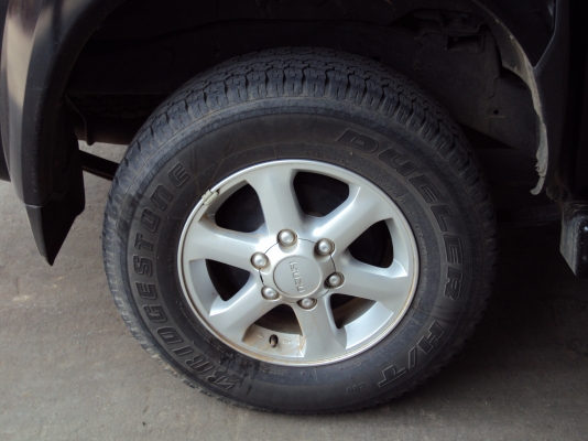 ขายล้อแม็ก+ฝาปิดกะบะ ของรถ Dmax 4 ประตู