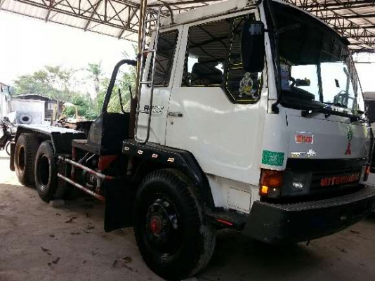 รถมิตซู 10 ล้อ หัวลาก  220 แรงม้า  ( มีขาย  2 คัน )   สนใจติดต่อ 081 - 6079515