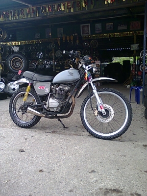 ขายSL125แต่งนิดหน่อยพร้อมทะเบียน 0806260417