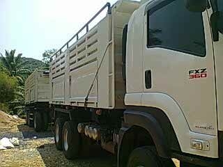 รถอิซูซุ 10 ล้อดั๊ม FXZ  360 แรงม้า  ปี 55  ( ขายแม่ลูก )  ( รถวิ่ง 49000  กว่า ชม. )  สนใจติดต่อ 081 - 6079515