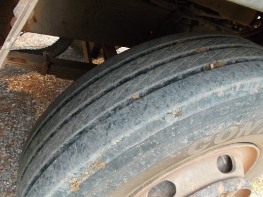 ขายด่วนรถสิบล้อสองเผลาดรั้มหลงเทอโบ220แรงม้า