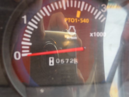 L3608DT + บุ้งกี๋ L3608DT + บุ้งกี๋