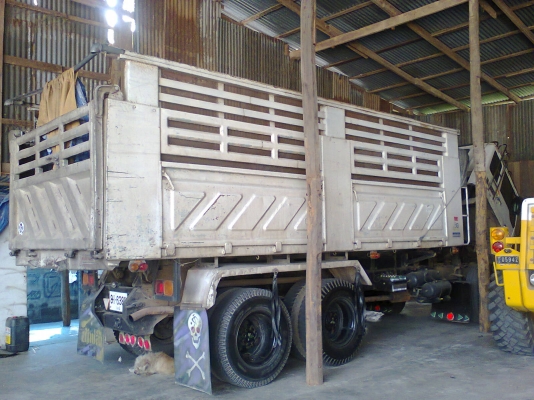 ขายFN517เพลาเดียวดัมพ์สามมิตรสวยๆ