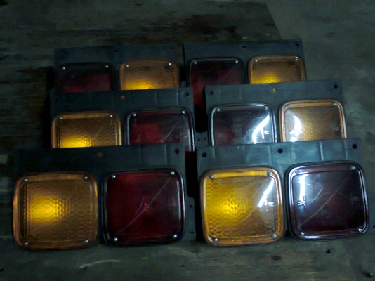 ไฟท้ายแท้HINO-ISUZU