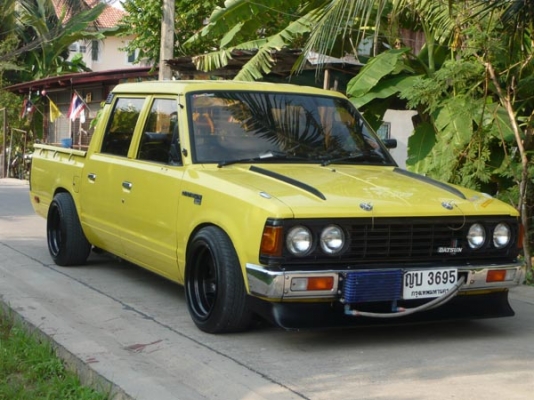 ปรับราคา ดัทสัน720 4ประตู(โหลดเตี่ยๆ)ไฟกลมหายากคับเครื่องเดิมJ16เครื่องเสียงแน่นๆทะเบียนแท้7ที่นั้ง