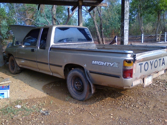 ไมตี้เอ็ก 2.5 EXTRACAB ปี33 เพาเวอร์ แอร์เย็น ภายในขาดนิดหน่อย ตามสภาพ ไมตี้เอ็ก 2.5 EXTRACAB ปี33 เพาเวอร์ แอร์เย็น ภายในขาดนิดหน่อย ตามสภาพ