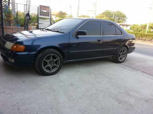 ขาย NISSANติด LPG