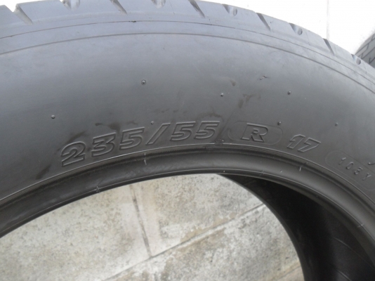 ยาง MICHELIN 235/55R17 ปี08 สวยๆ 1 คู่ ยาง MICHELIN 235/55R17 ปี08 สวยๆ 1 คู่