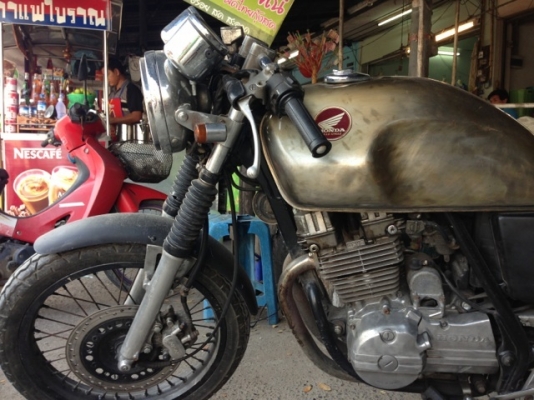 ขาย คลับแมน250สรรพสามิตร 32000รถพร้อมใช้ครับ ขาย คลับแมน250สรรพสามิตร 32000รถพร้อมใช้ครับ